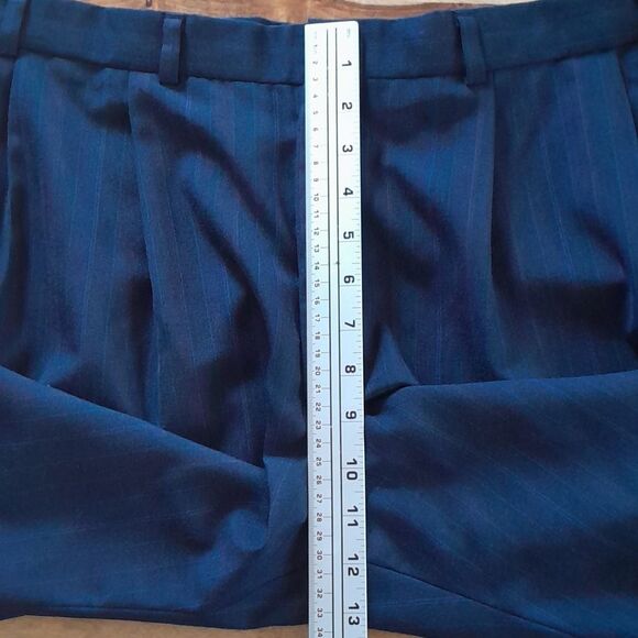 Towncraft 35% Worsted Wool blend pantsuit - Picture 12 of 16